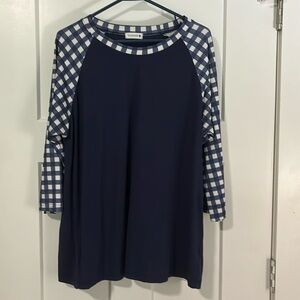 Nuggles XXL navy blue top